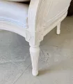Butaca Berege Luis XV patinada blanco antiguo