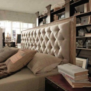 cama madera tapizada