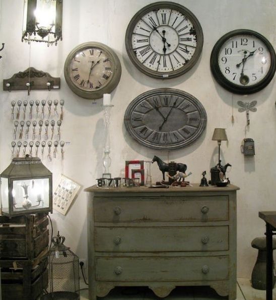 decora las paredes de tu casa con relojes